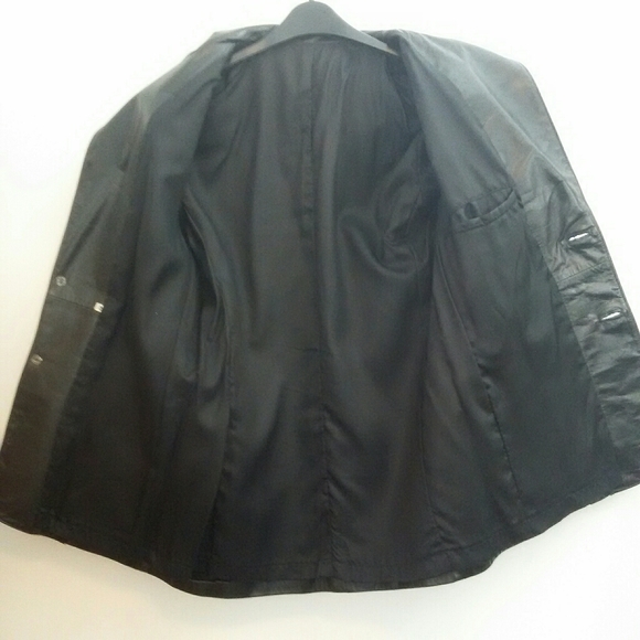 Leather blazer- brand unknown - Picture 7 of 11